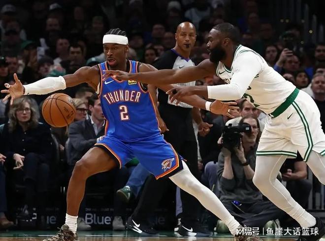 湖人轻取步行者稳居西部第三 掘金双星爆发掀翻