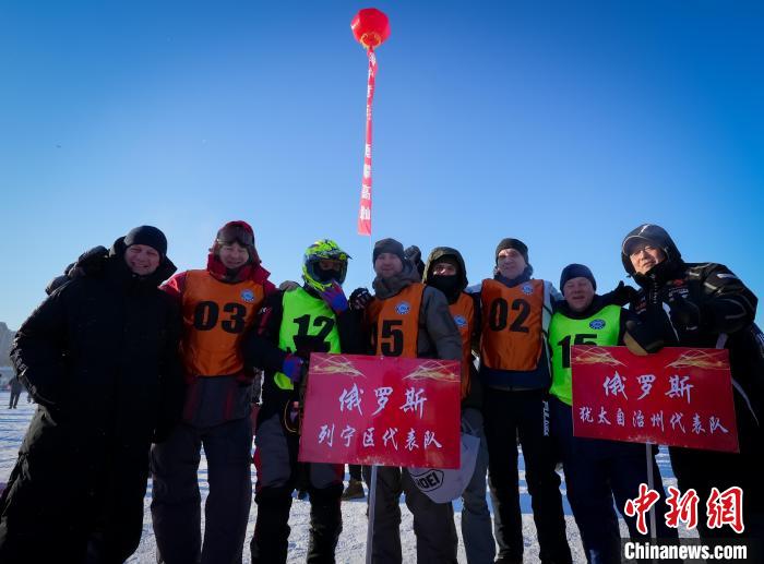 边境城市同江迎来中俄国际双赛事：雪地摩托挑