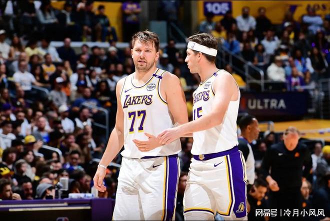 湖人双核重伤冲击季后赛前景 雷迪克信心未减