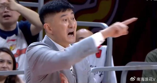 广东队主场惨败福建跌出前四 杜锋用人策略引争